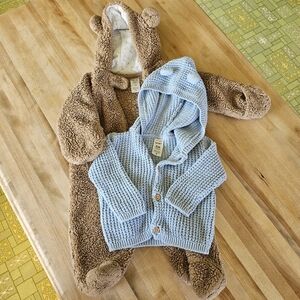 1 Baby Bear Suit 1 Baby Bear Knit Sweater